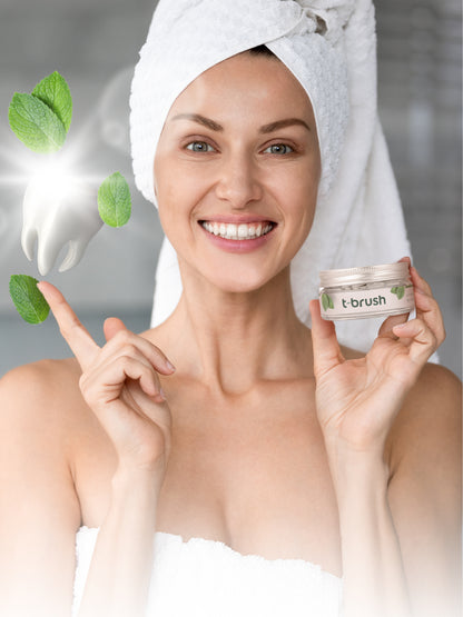t-brush Mint Tandpasta Tabletten, op model3